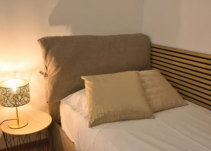 Pied A Terre - La Apartment *