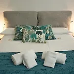 Pied à Terre - La *