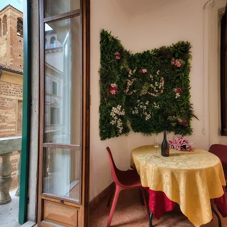 Lägenhet Pied A Terre - La *