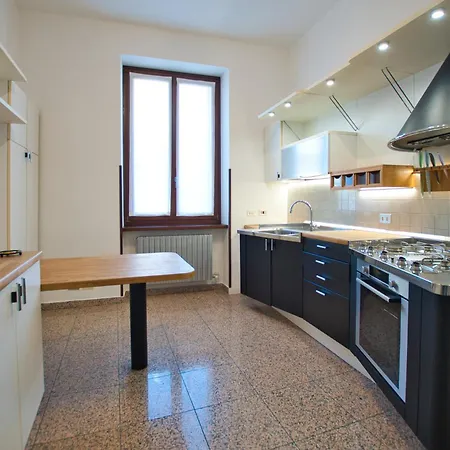 Pied A Terre - La *